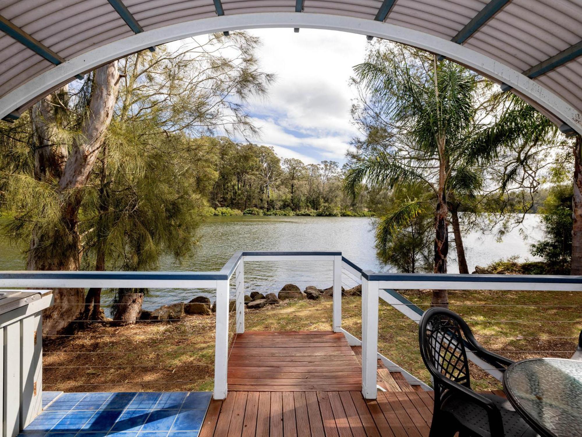 Big4 Nelligen Holiday Park ภายนอก รูปภาพ